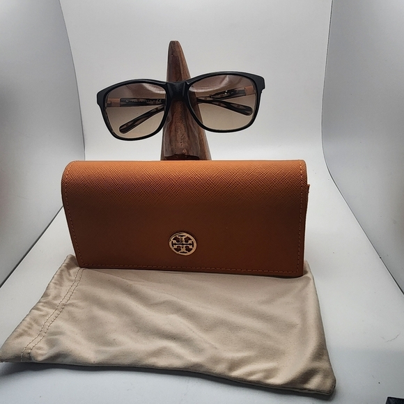 Tory Burch Black Sunglasses, Case, & Dust Bag main image 7